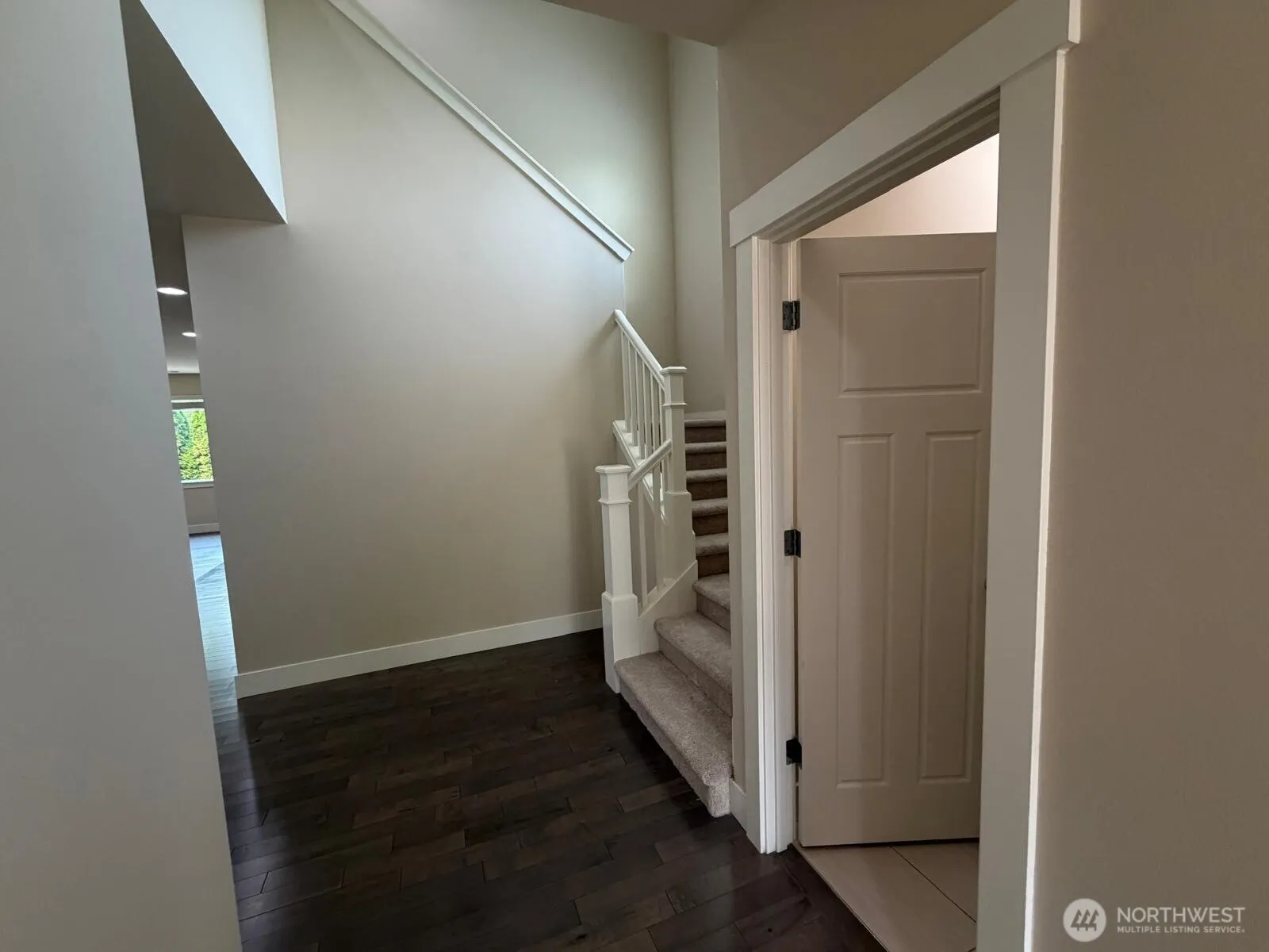 Property photo for 17602 40th Drive Se, Bothell photo 2