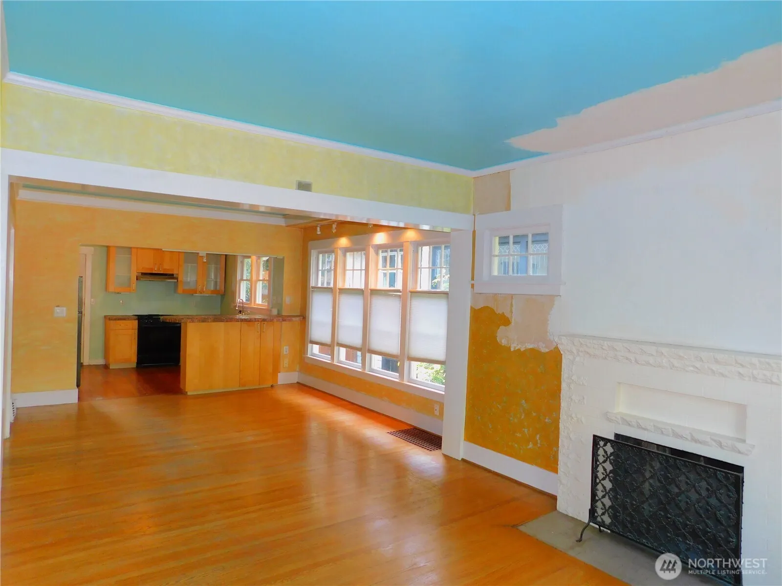 Property photo for 7217 4th Avenue Nw, Seattle photo 2