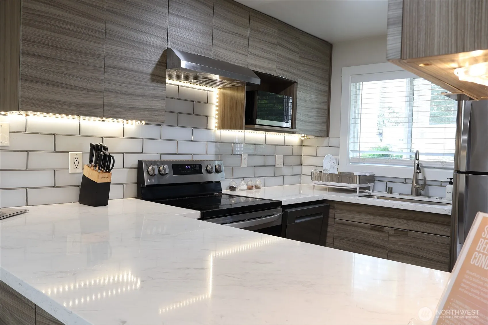 Property photo for 14517 Ne 40th Street #f103, Bellevue