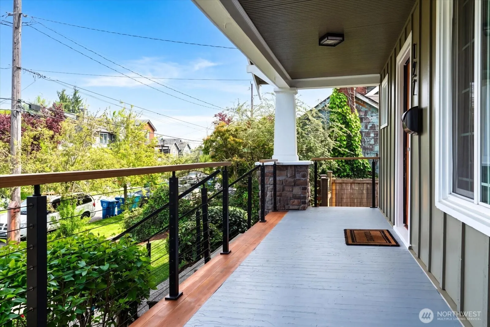 Property photo for 127 Ne 58th Street, Seattle photo 3