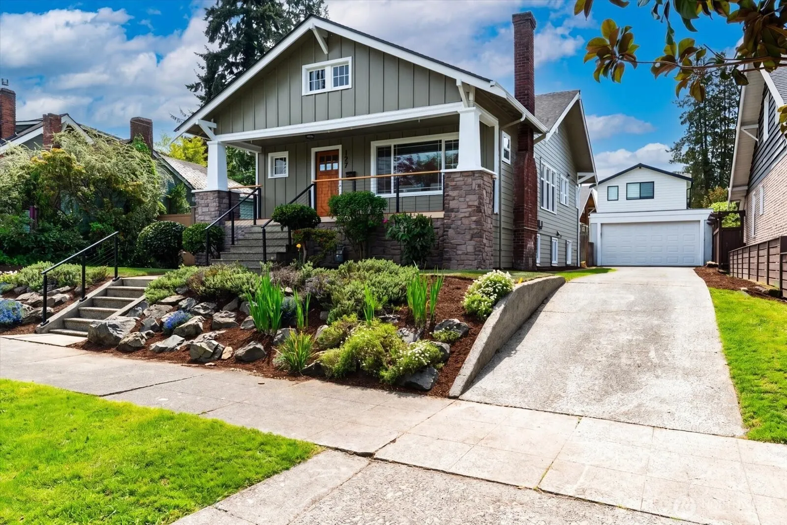 Property photo for 127 Ne 58th Street, Seattle photo 5