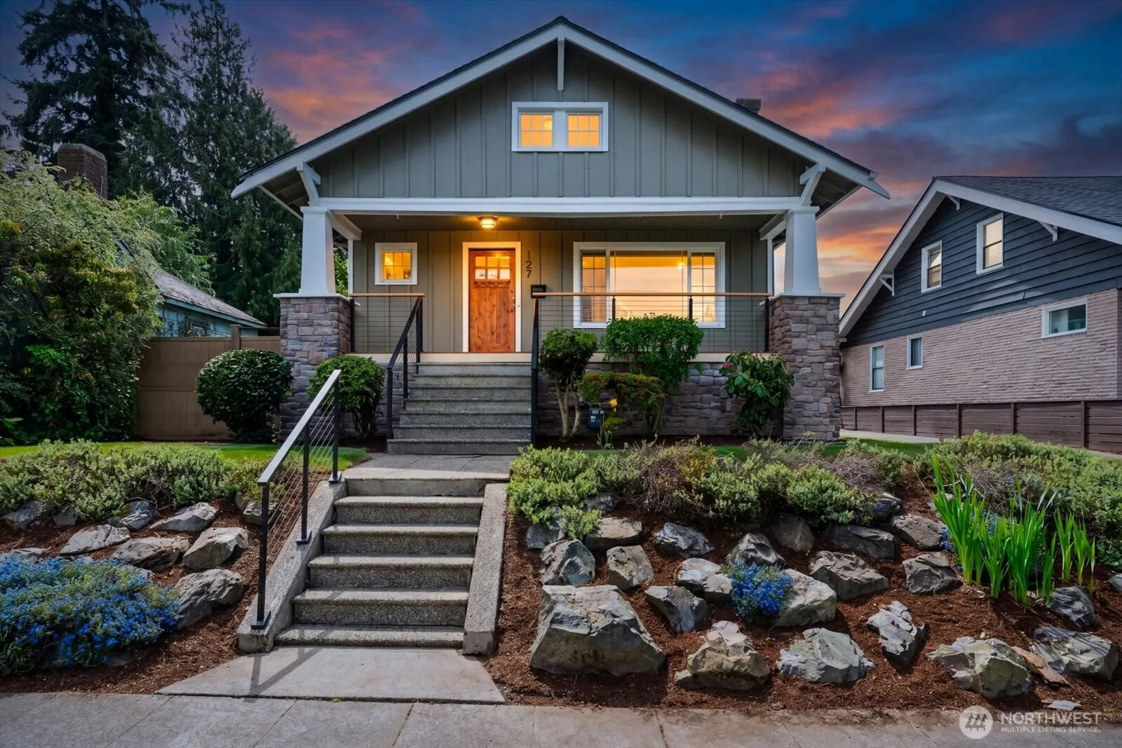 Property photo for 127 Ne 58th Street, Seattle photo 2