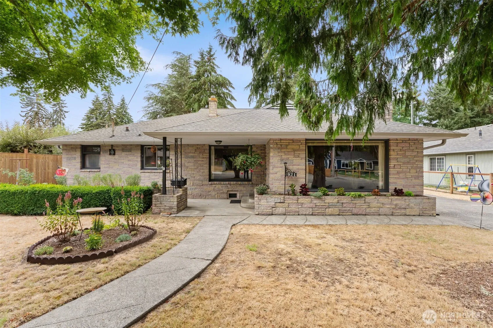 Property photo for 921 S 7th Avenue Sw, Olympia
