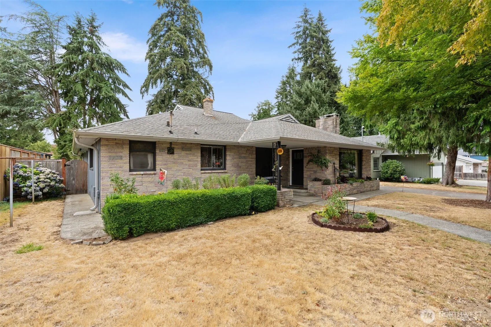 Property photo for 921 S 7th Avenue Sw, Olympia photo 2