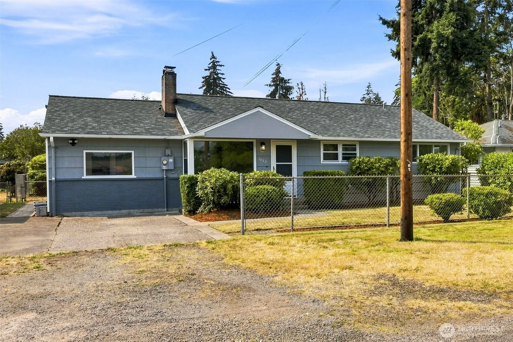 Property photo for 1422 115th Street S, Tacoma photo 2
