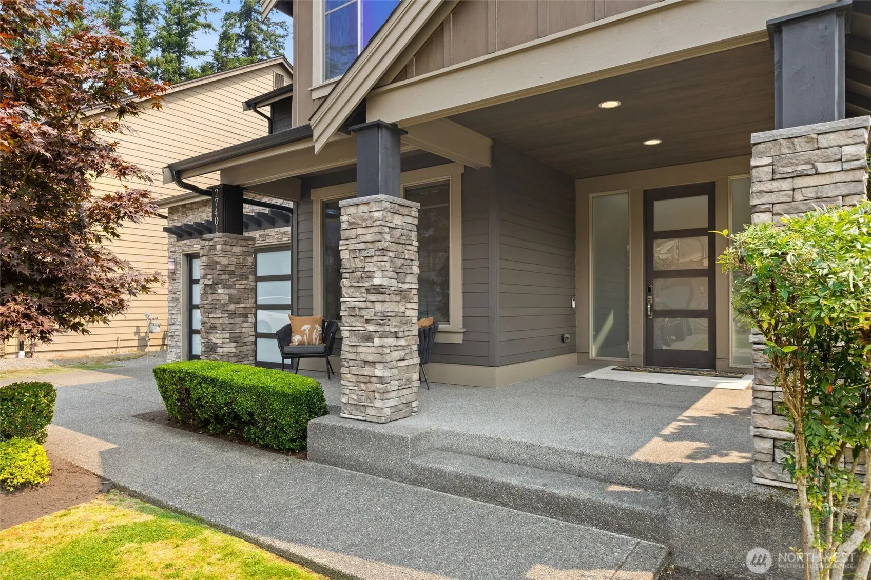 Property photo for 27401 239th Place Se, Maple Valley photo 2