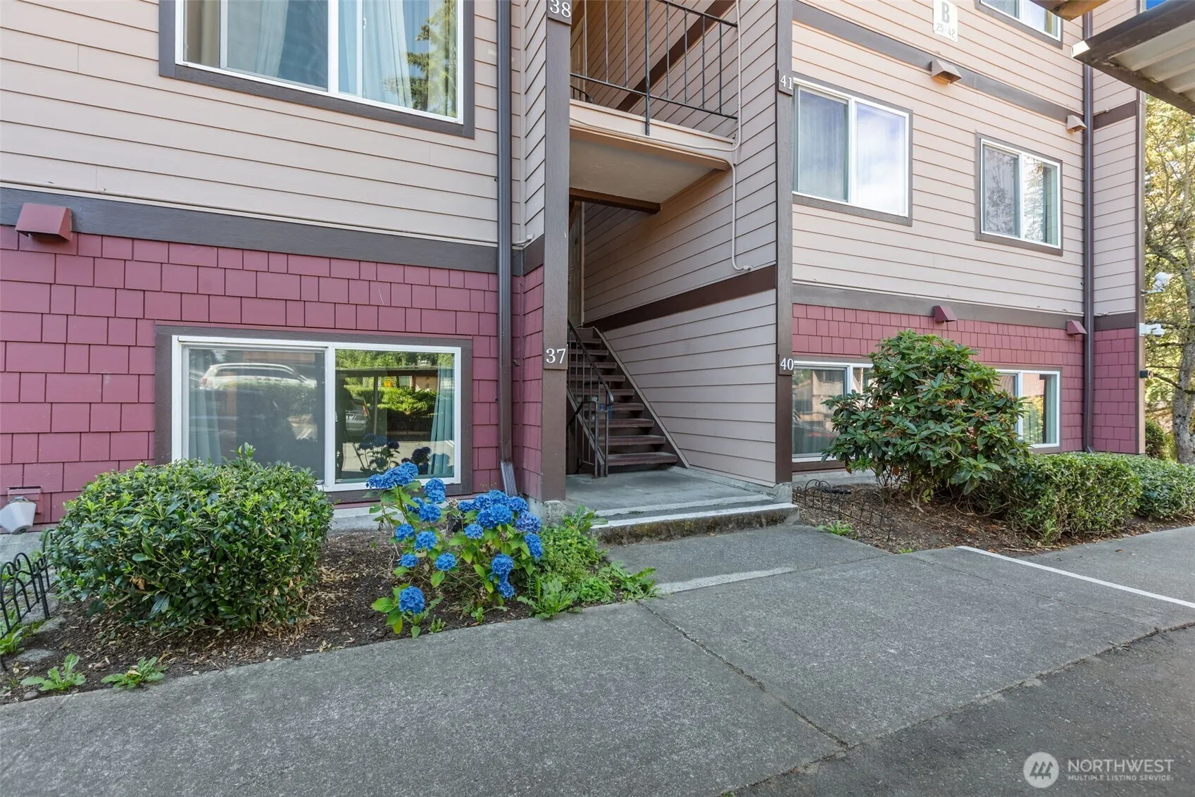 Property photo for 17430 Ambaum Boulevard S #37, Seattle photo 2