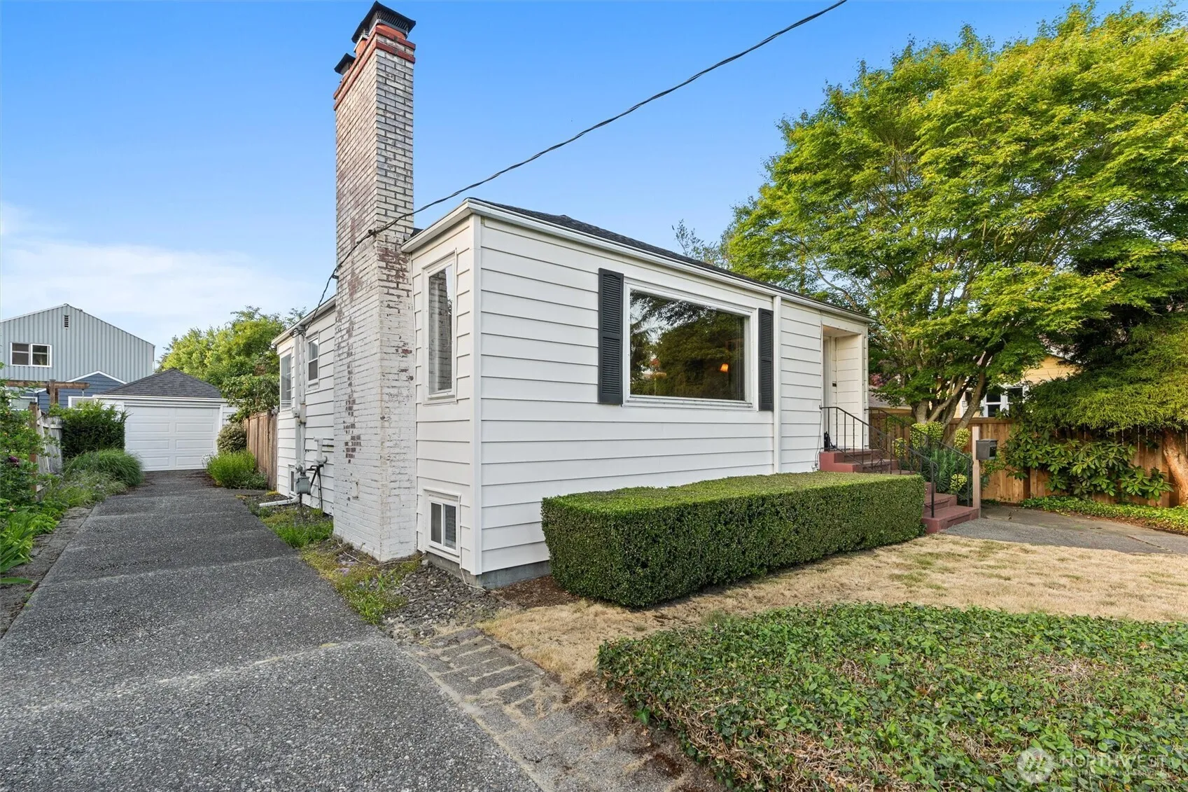 Property photo for 310 Nw 75th Street, Seattle photo 2
