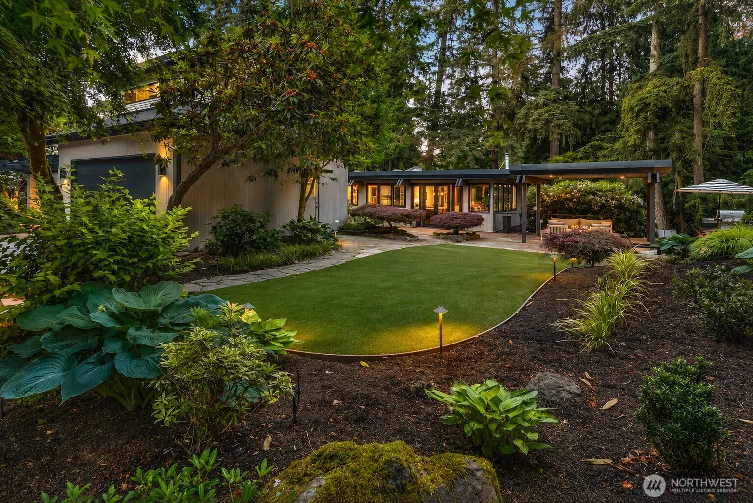 Property photo for 2716 106th Place Se, Beaux Arts