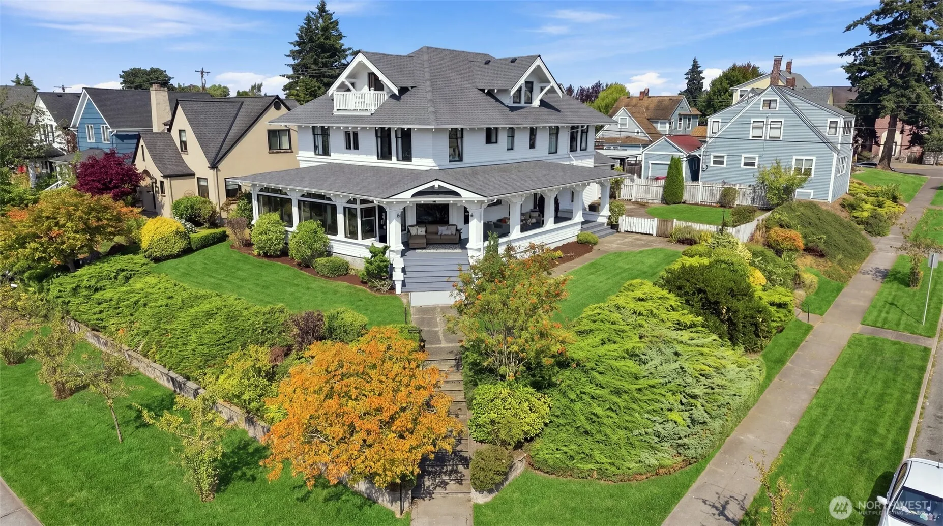 Property photo for 2329 Rucker Avenue, Everett photo 2