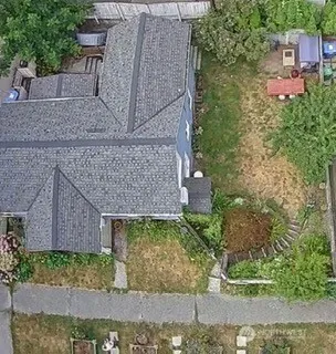 Property photo for 3115 Queen Anne Avenue N, Seattle photo 3