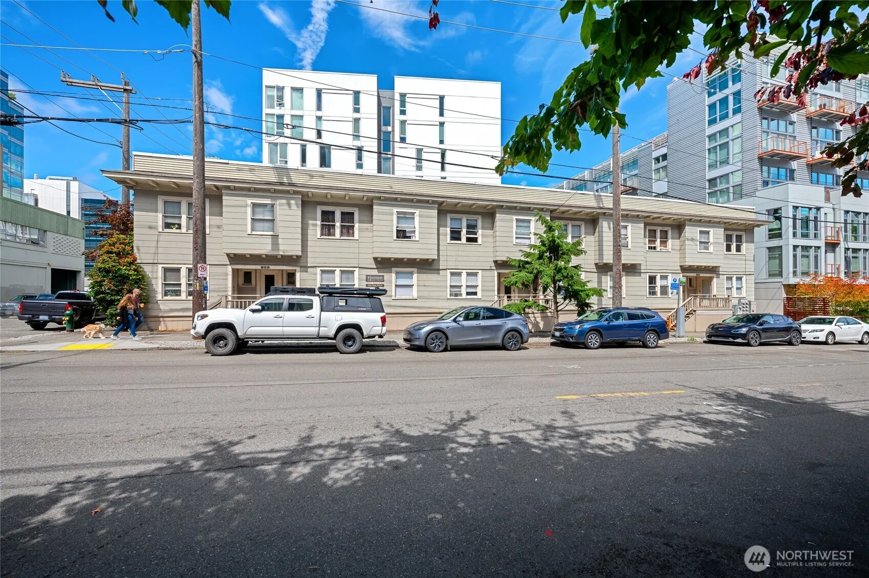 Property photo for 800 Harrison Street, Seattle photo 4