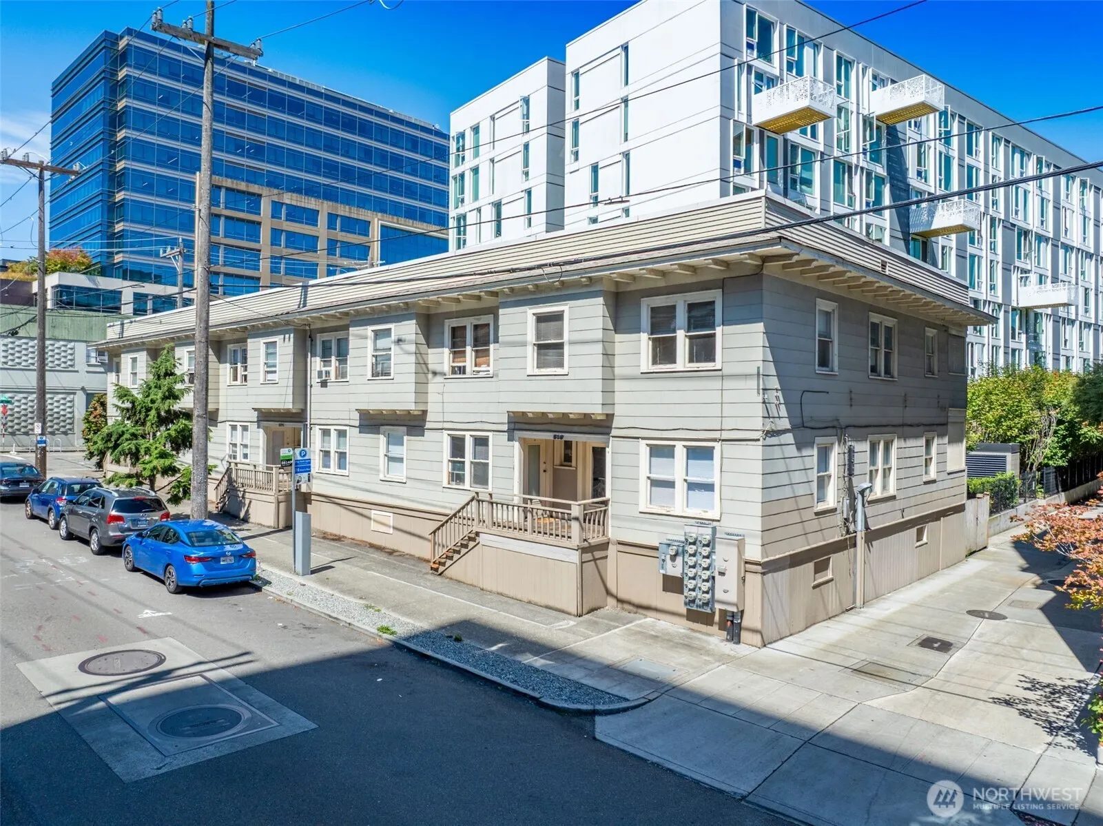Property photo for 800 Harrison Street, Seattle photo 5