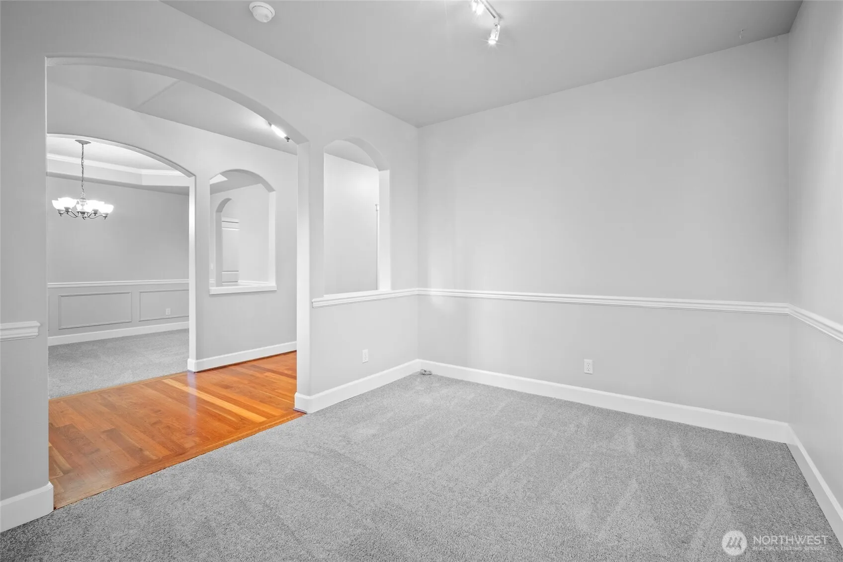 Property photo for 13816 12th Drive Se, Mill Creek photo 4