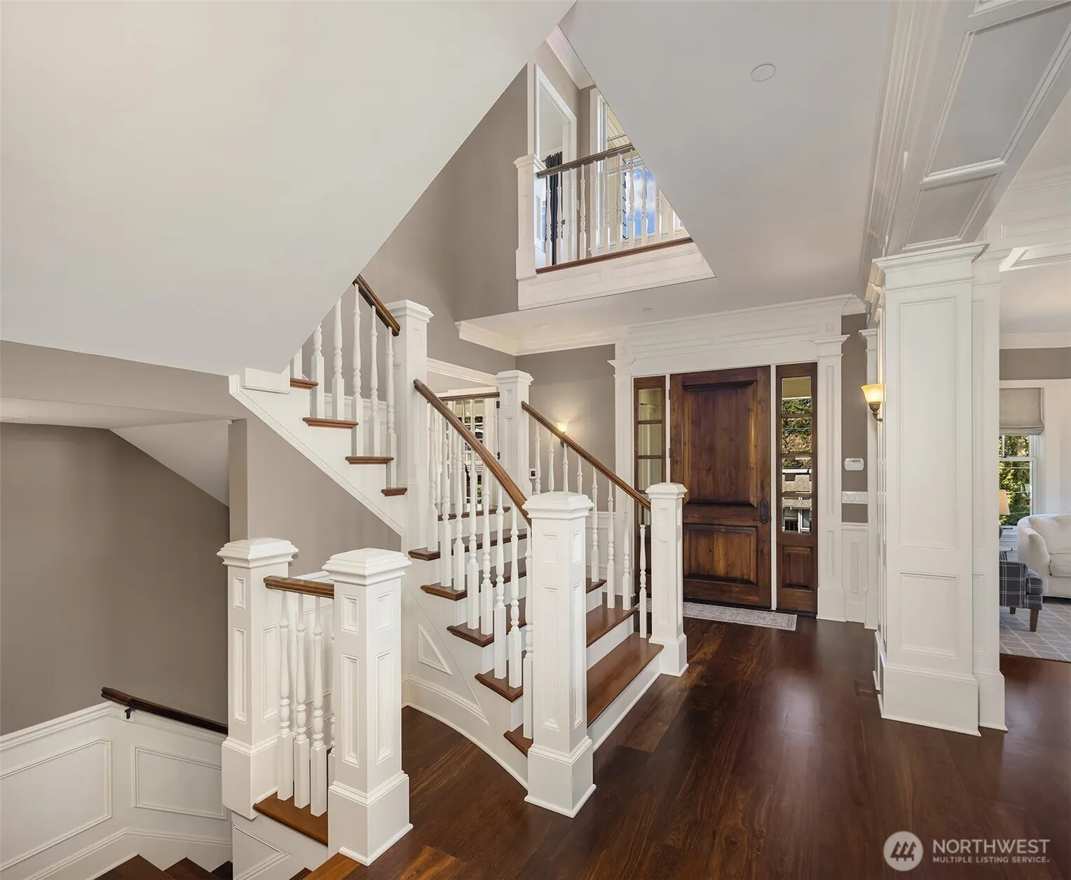 Property photo for 2212 77th Avenue Se, Mercer Island photo 4