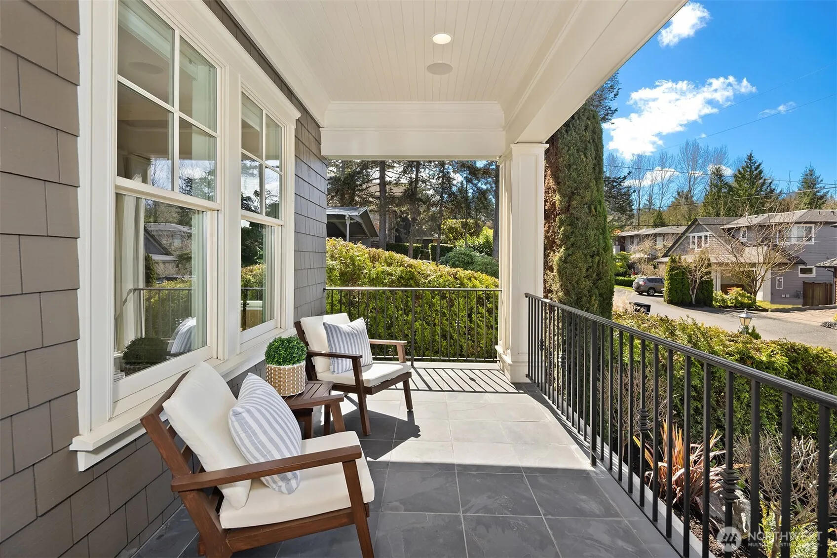 Property photo for 2212 77th Avenue Se, Mercer Island photo 3