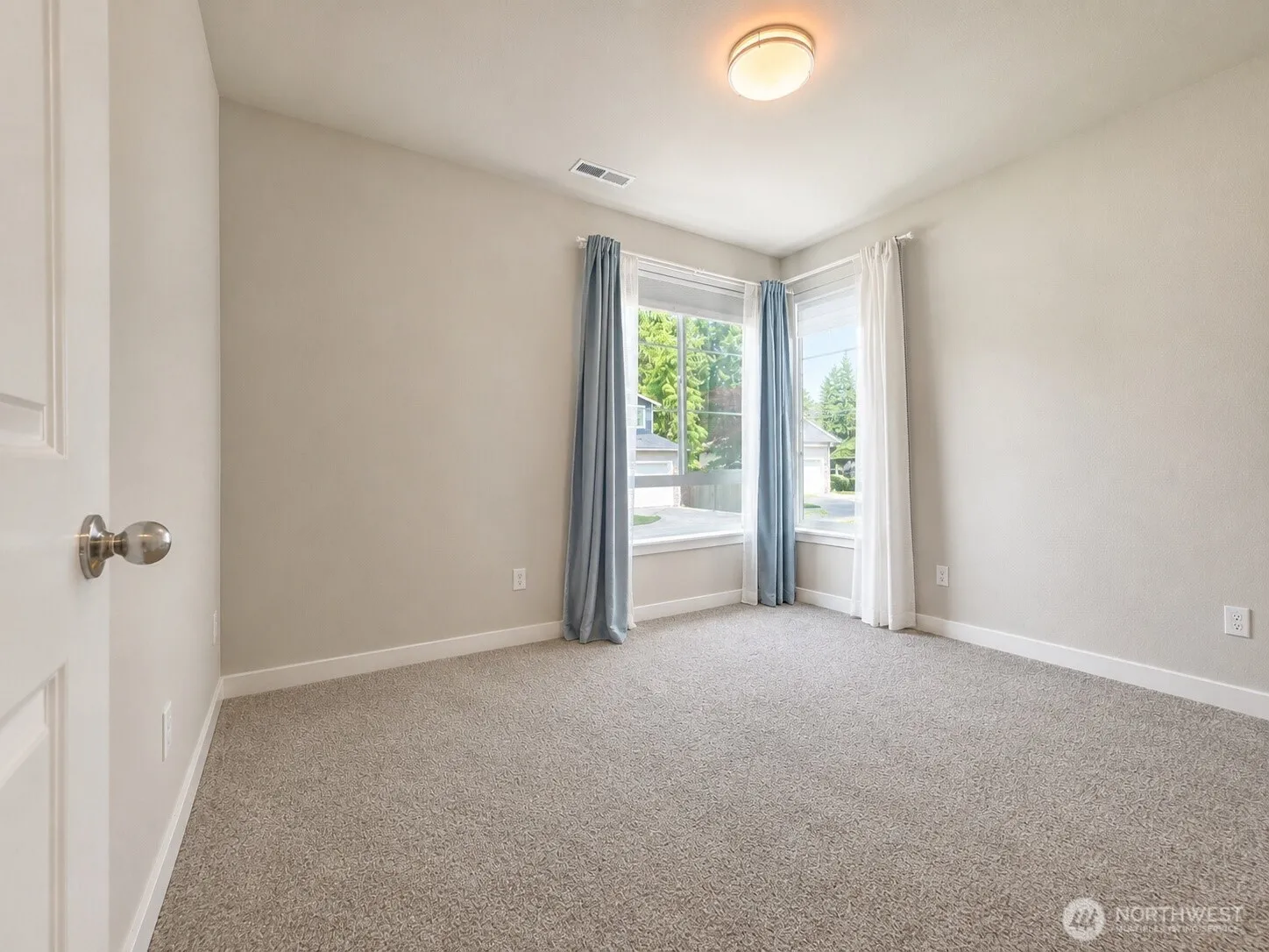 Property photo for 10420 Sw 113th Street Ct, Lakewood photo 5