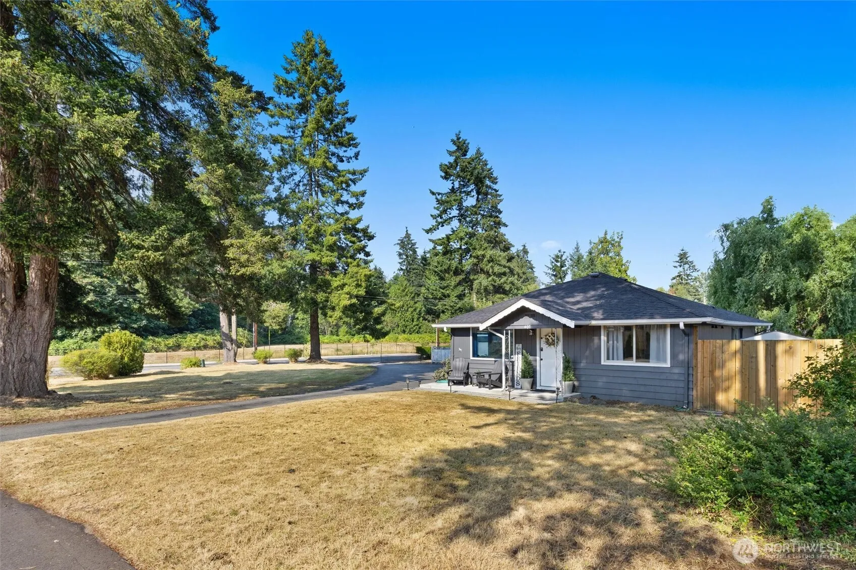 Property photo for 407 91 Avenue Se, Lake Stevens