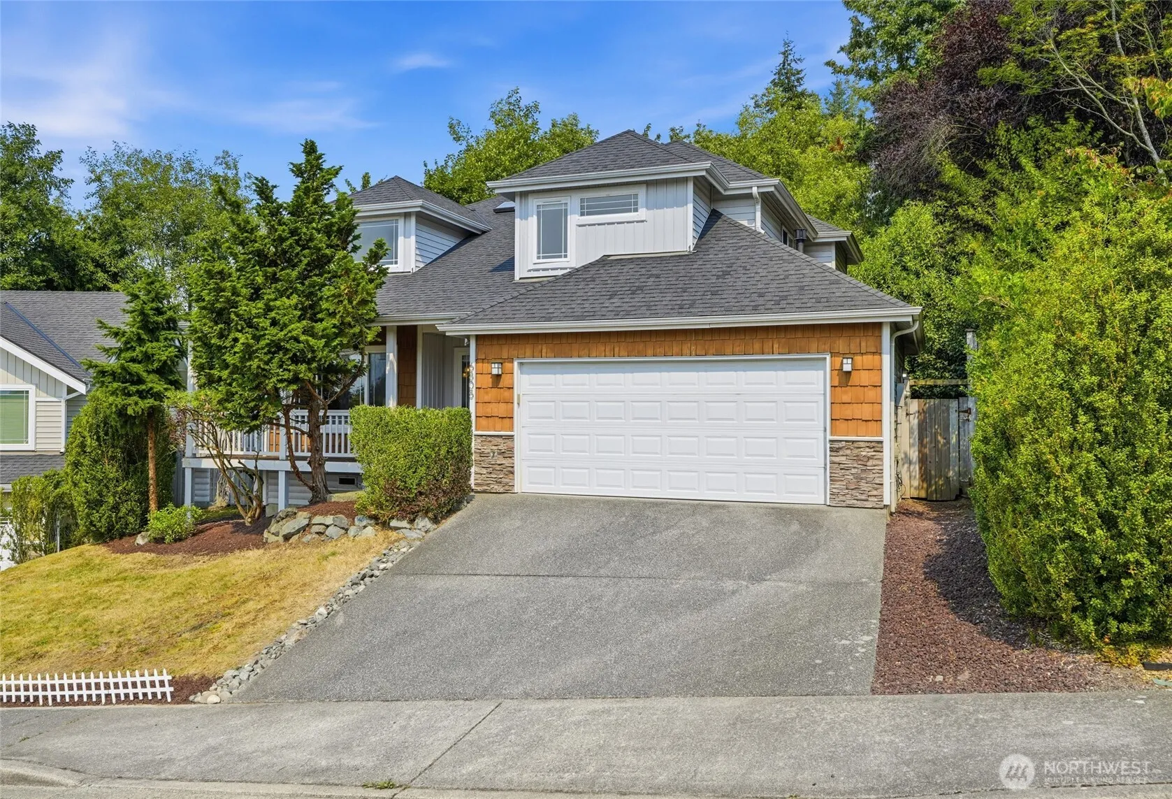 Property photo for 6805 59th Place Ne, Marysville photo 2