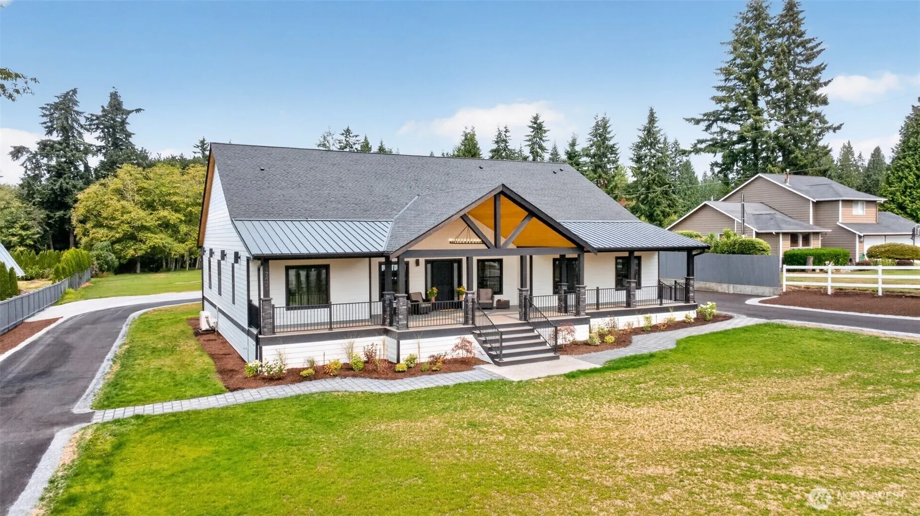 Property photo for 17430 Interurban Boulevard, Snohomish photo 4