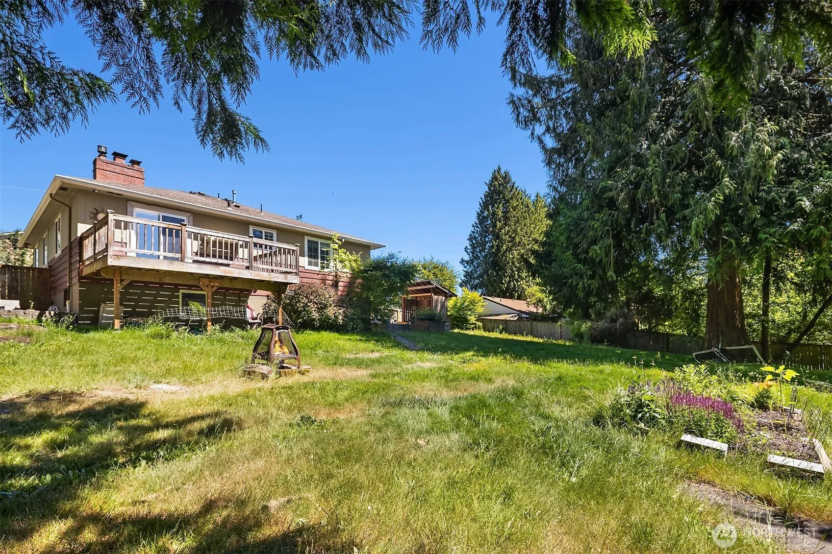 Property photo for 16414 48th Avenue W, Edmonds photo 3