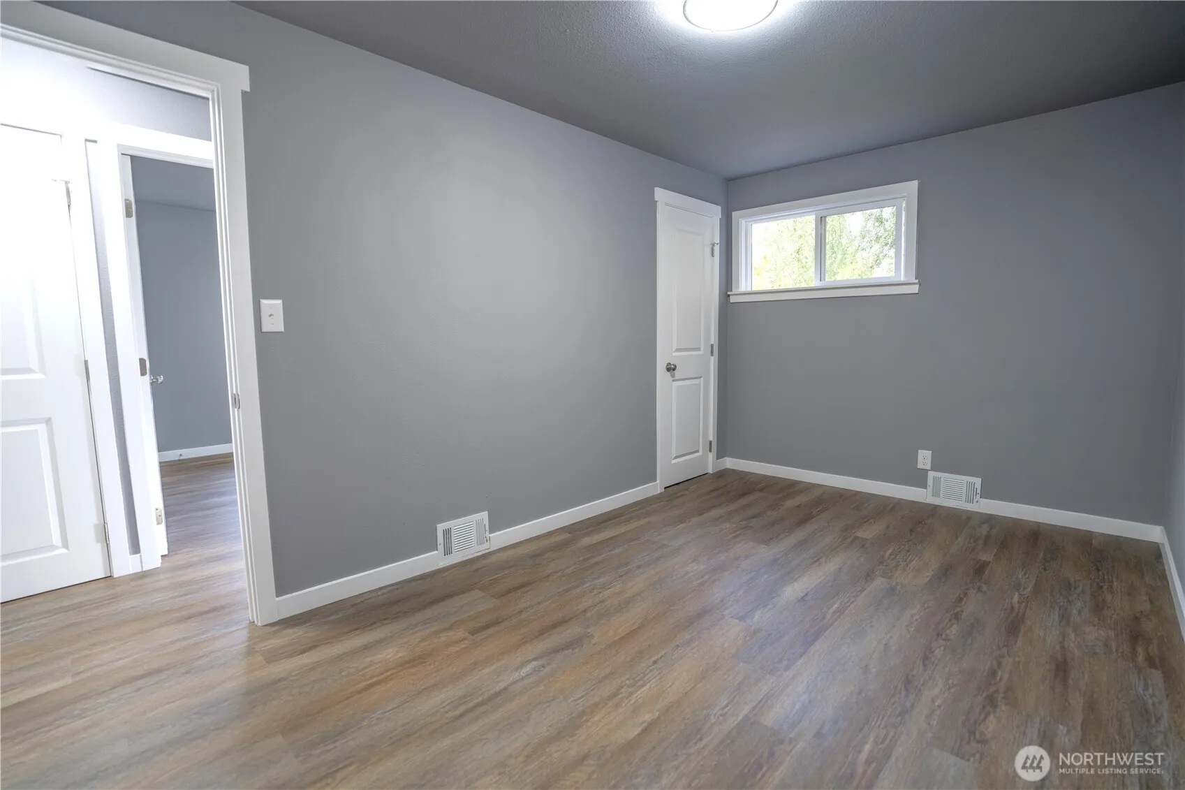 Property photo for 8553 S 123rd Place, Seattle photo 5