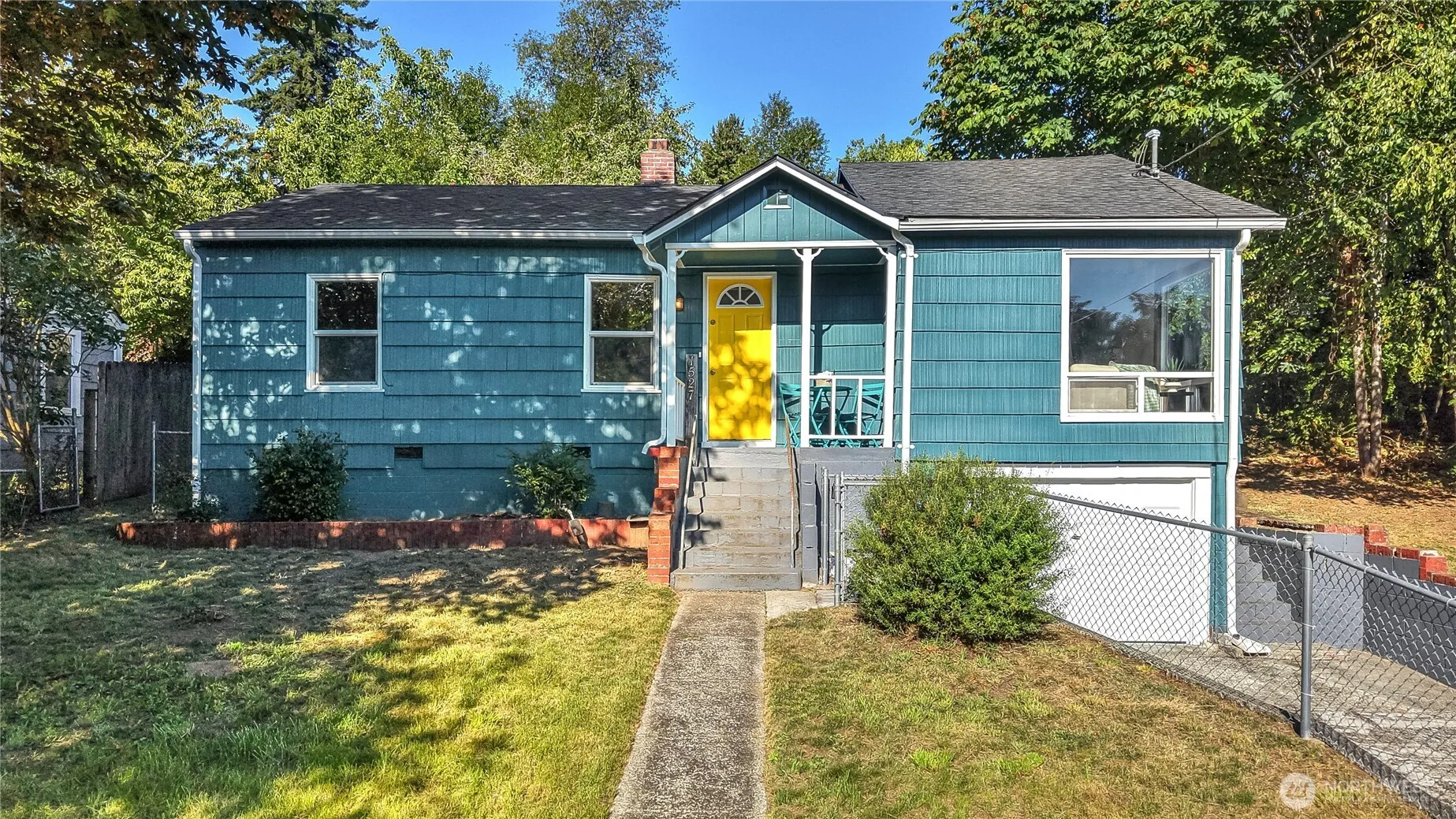 Property photo for 1527 Bloomington Avenue, Bremerton