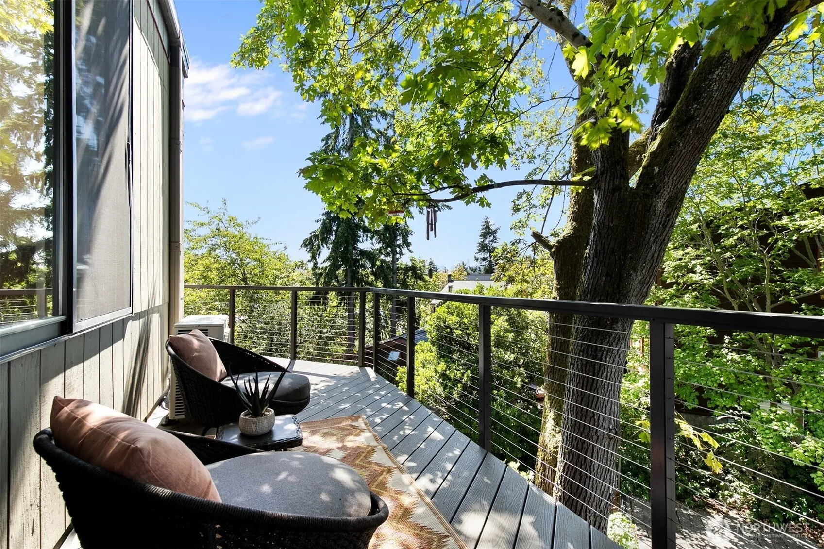 Property photo for 3835 Fremont Avenue N #3, Seattle photo 5