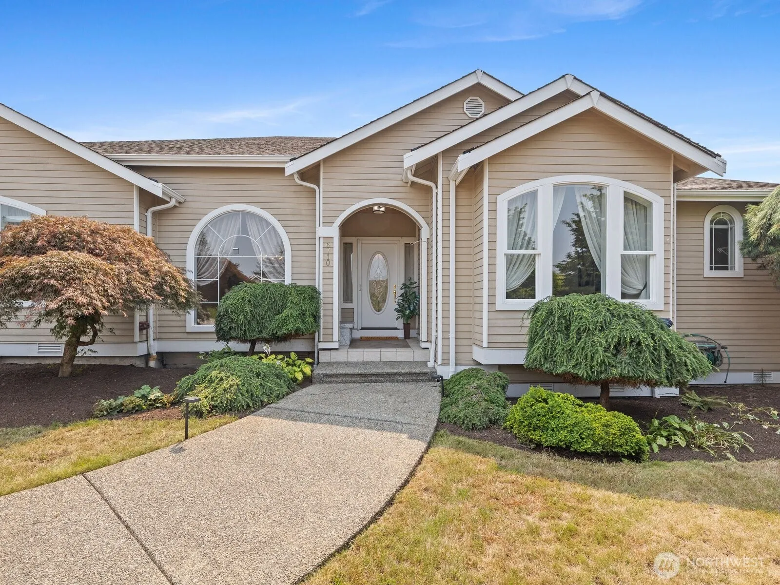 Property photo for 6710 45th Place Ne, Marysville photo 3