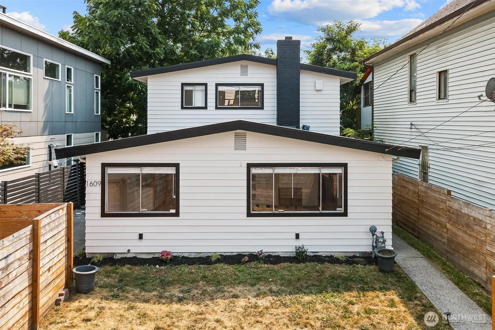 Property photo for 1609 E Alder Street, Seattle