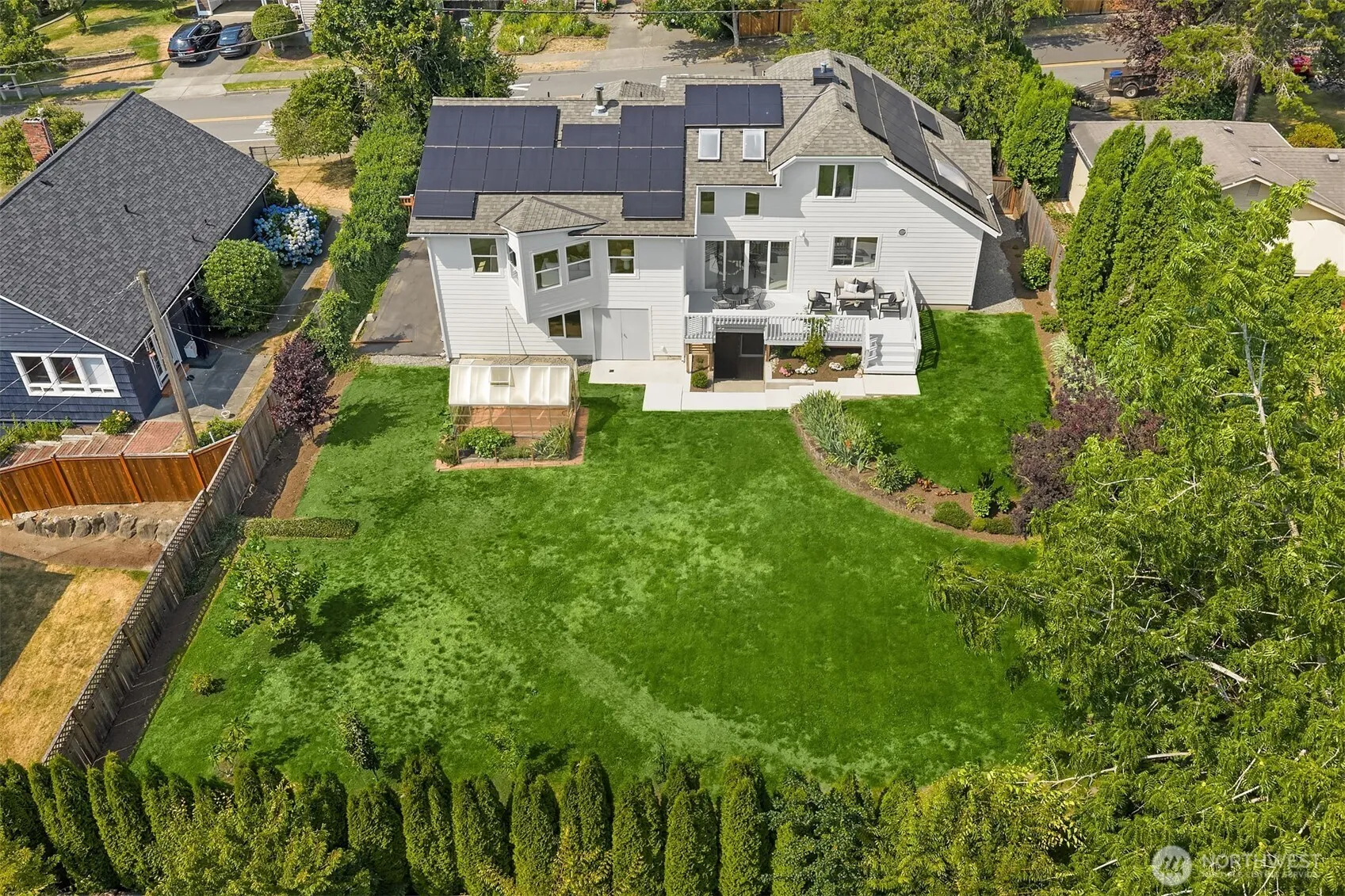 Property photo for 12453 Ne 104th Street, Kirkland