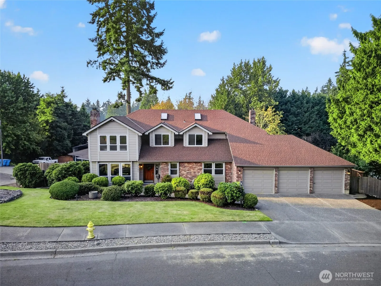 Property photo for 2201 33rd Avenue Se, Puyallup