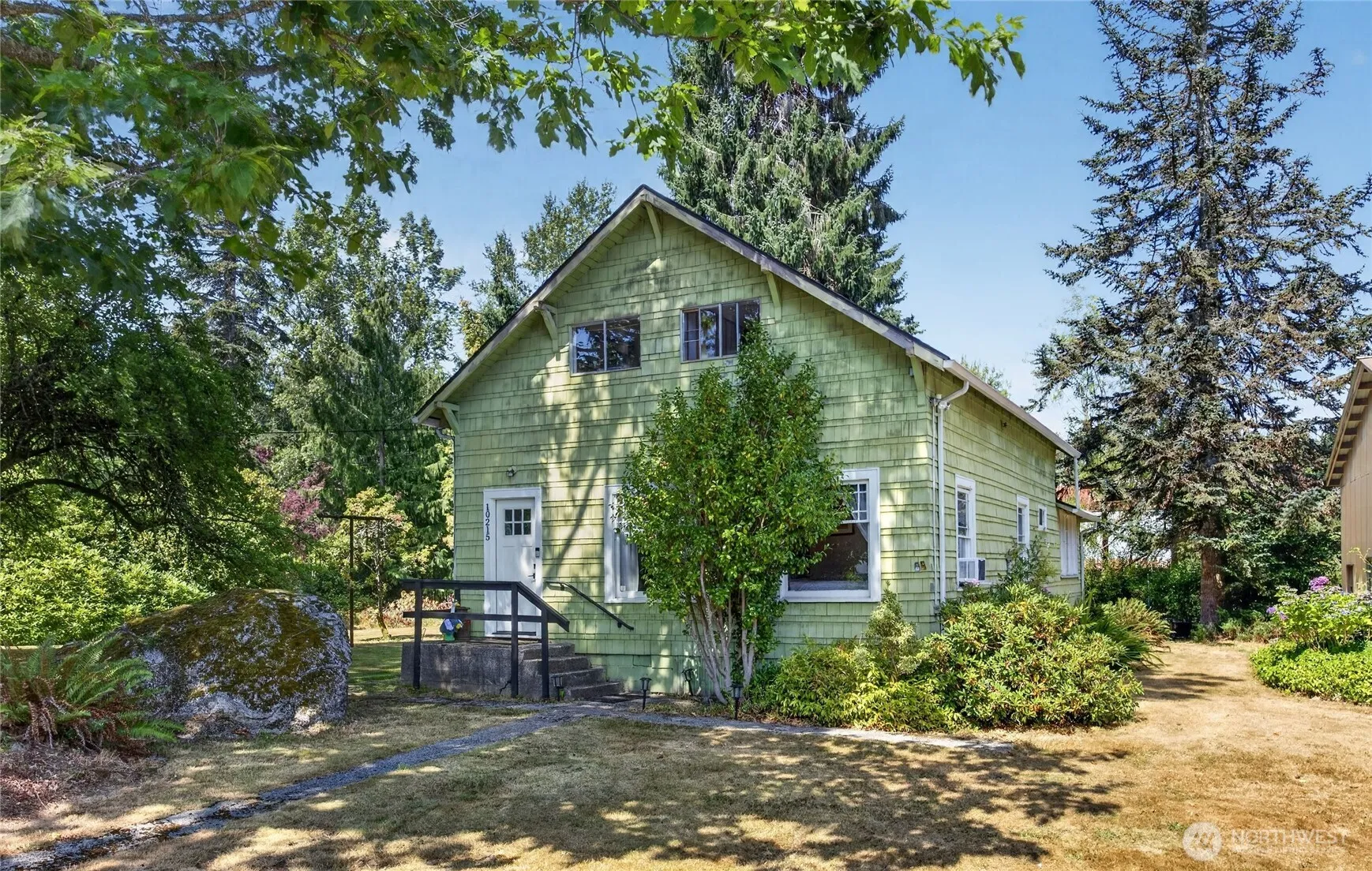 Property photo for 10215 56th Street Se, Snohomish