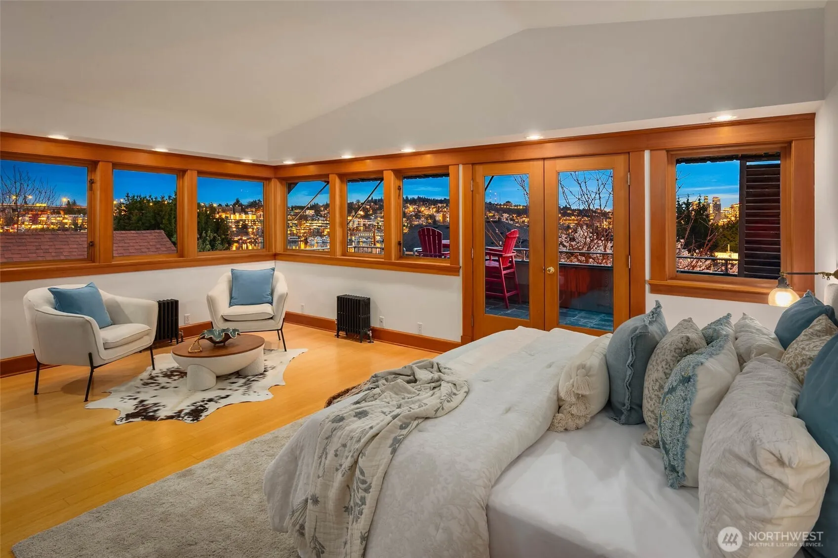 Property photo for 2117 N 36th Street, Seattle photo 4
