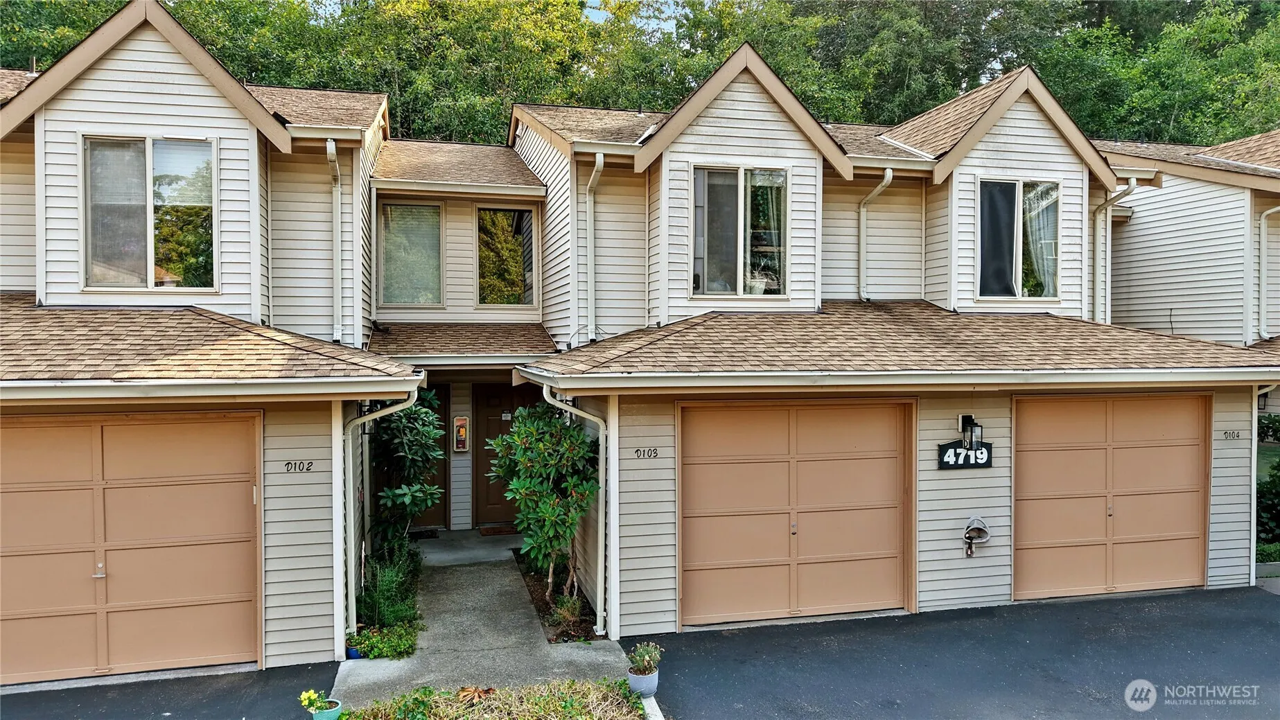 Property photo for 4719 Nw Walgren Drive #d-103, Silverdale