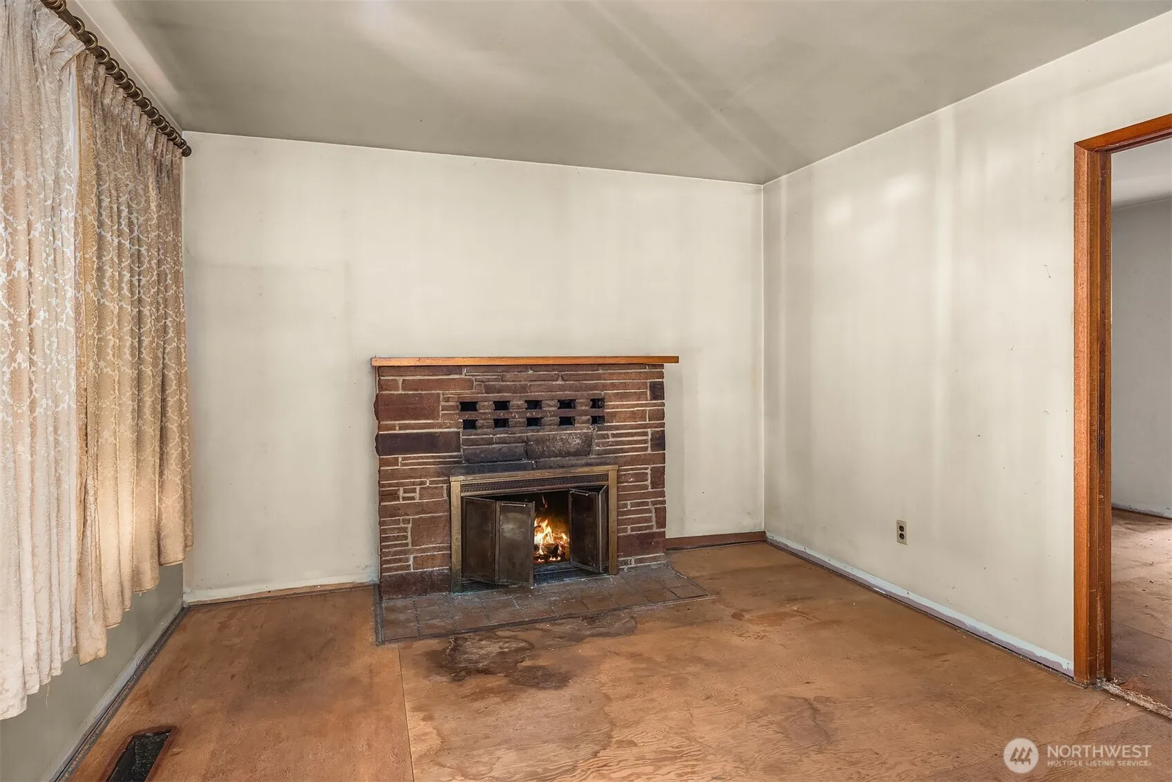 Property photo for 941 N 103rd Street, Seattle photo 2
