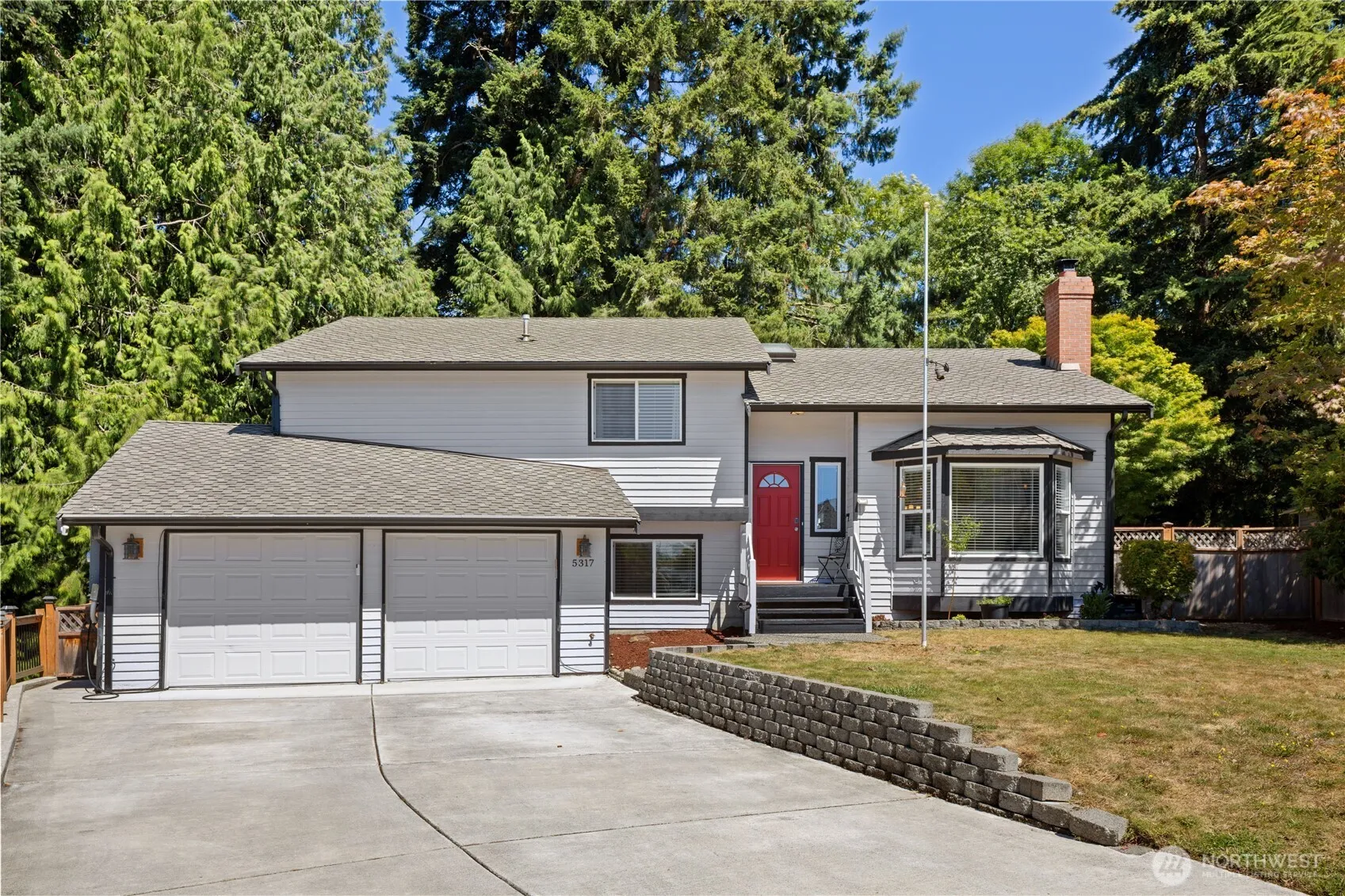 Property photo for 5317 101st Street Sw, Mukilteo photo 2