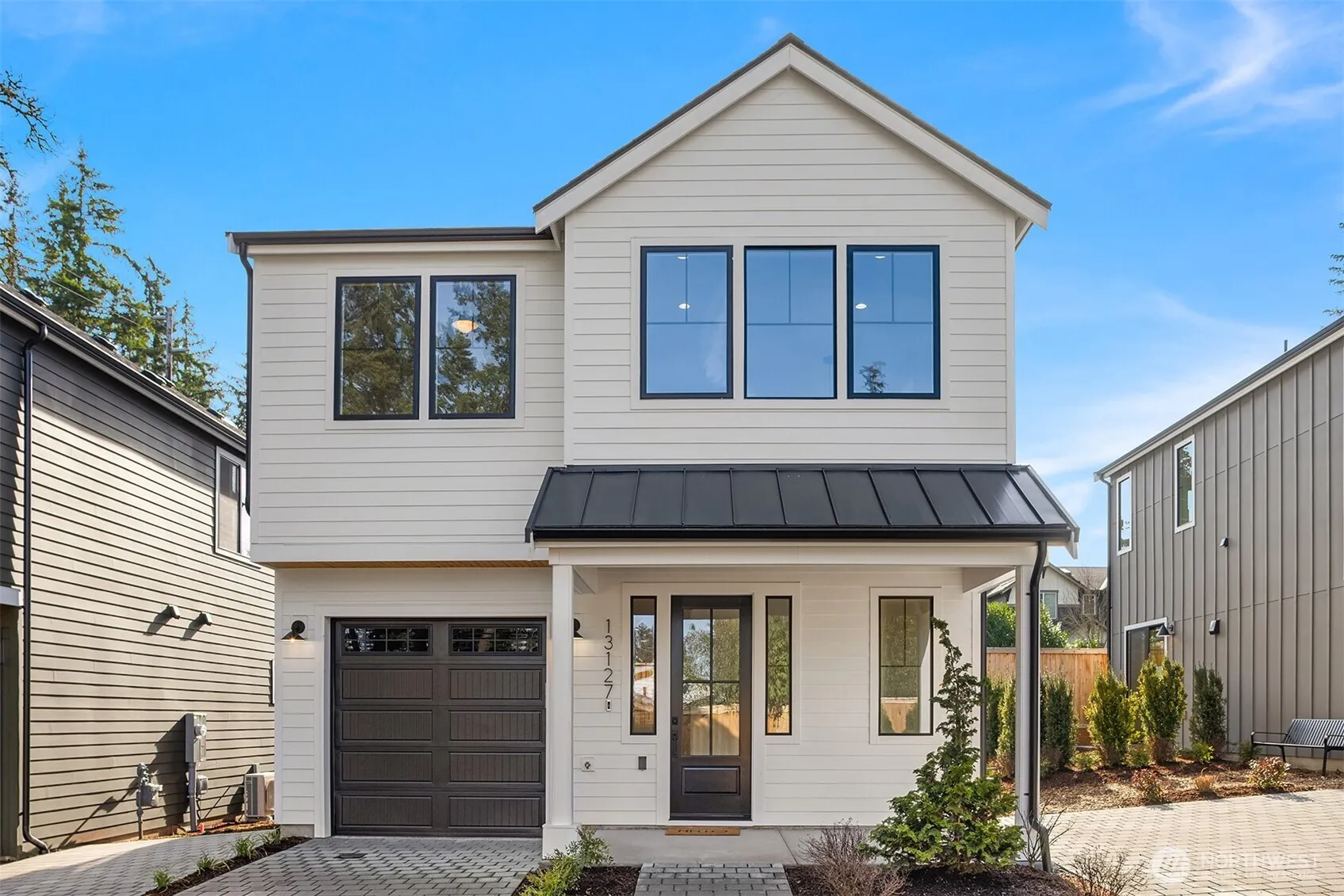 Property photo for 13127 Ne 87th Lane, Kirkland photo 2