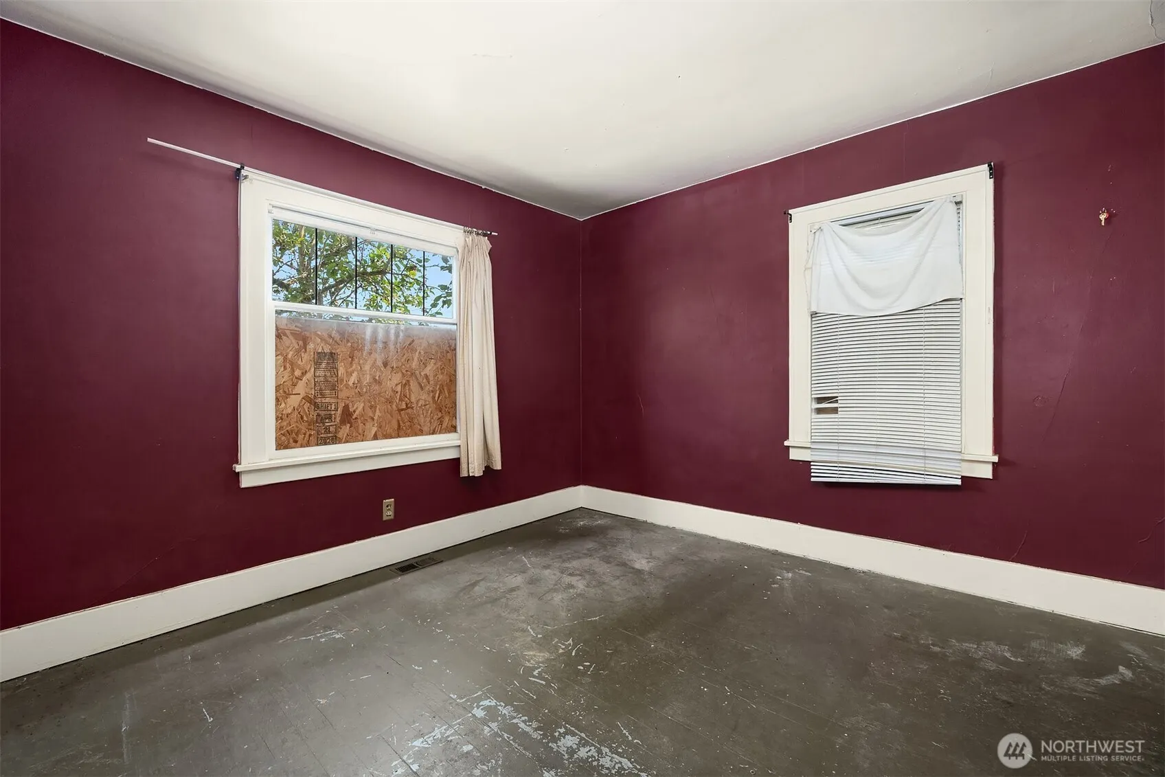 Property photo for 945 N 103rd Street, Seattle photo 4