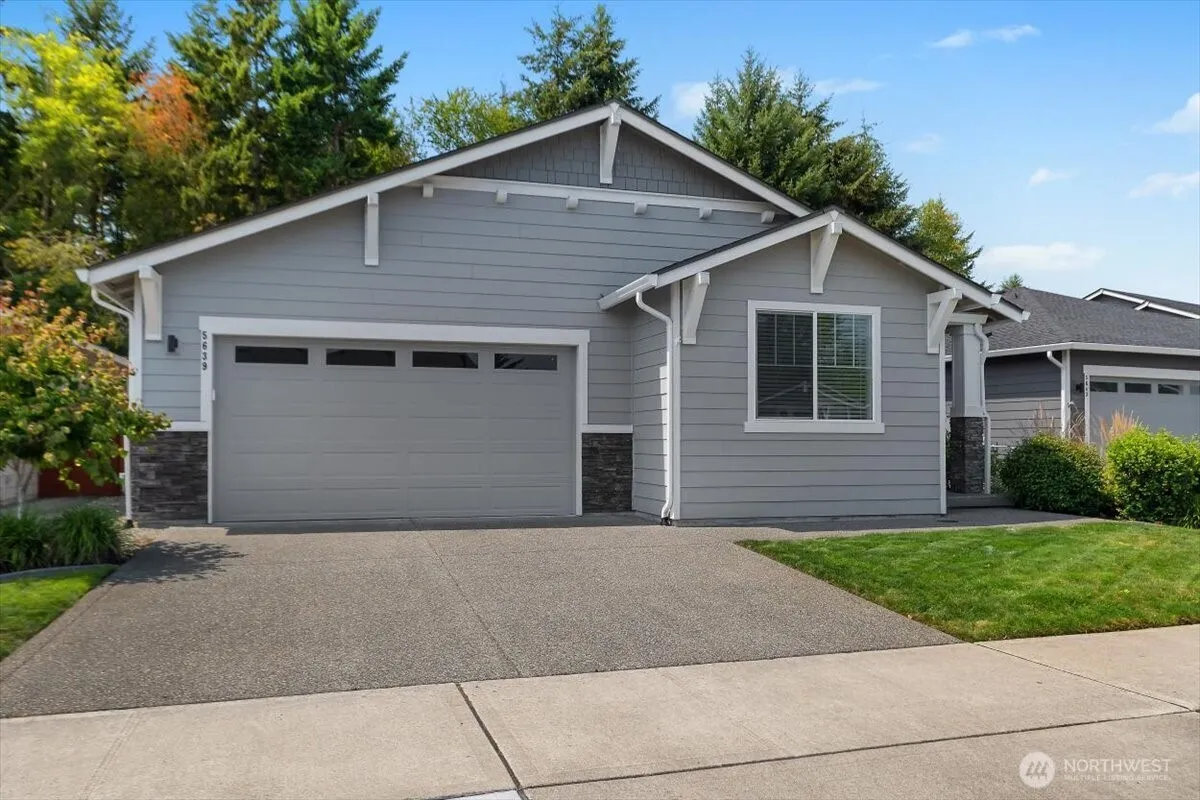 Property photo for 5639 Waldron Drive Ne, Lacey photo 3