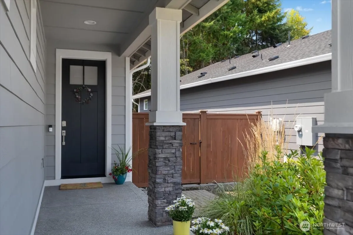Property photo for 5639 Waldron Drive Ne, Lacey photo 4