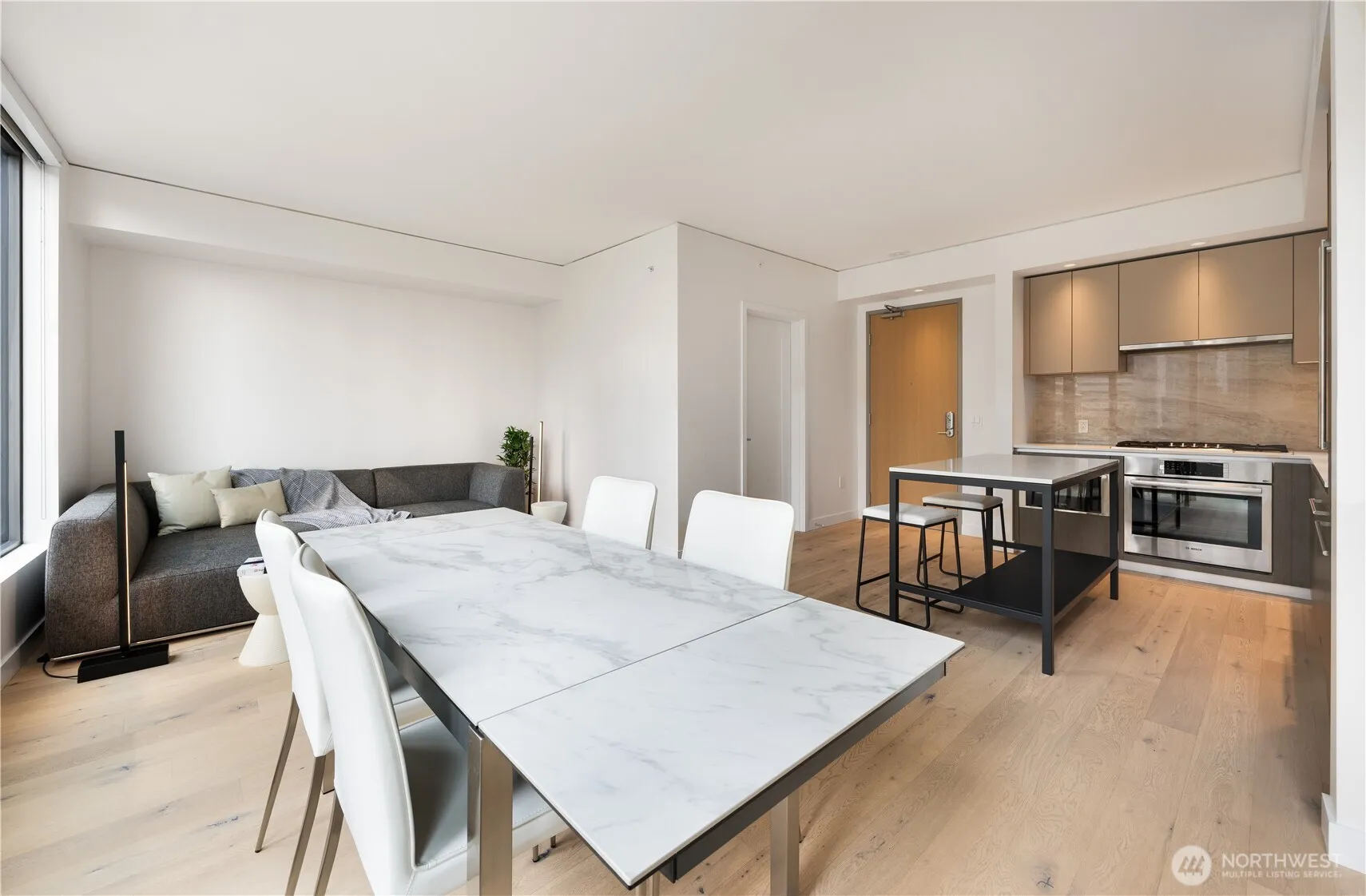 Property photo for 2510 6th Avenue ##403, Seattle