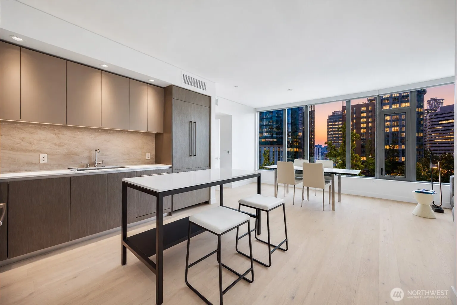 Property photo for 2510 6th Avenue ##403, Seattle