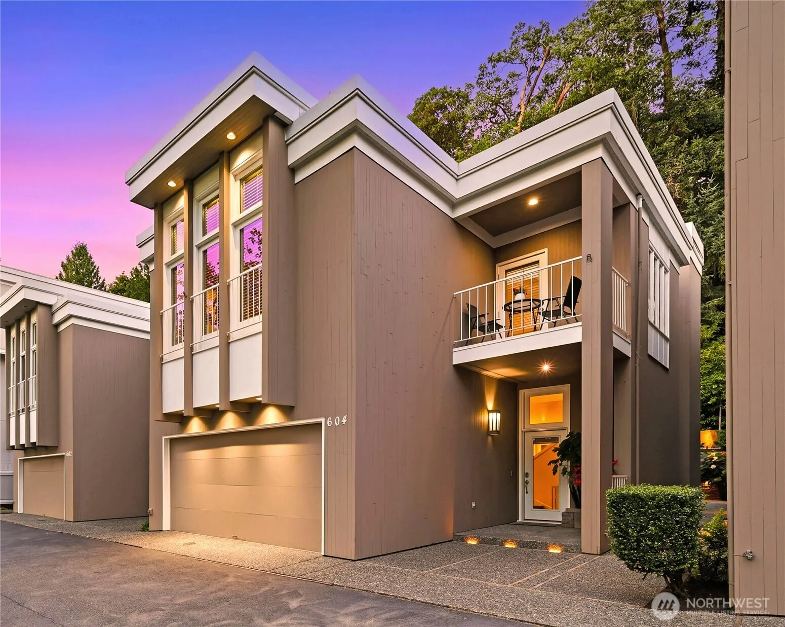Property photo for 604 Bellevue Way Se, Bellevue