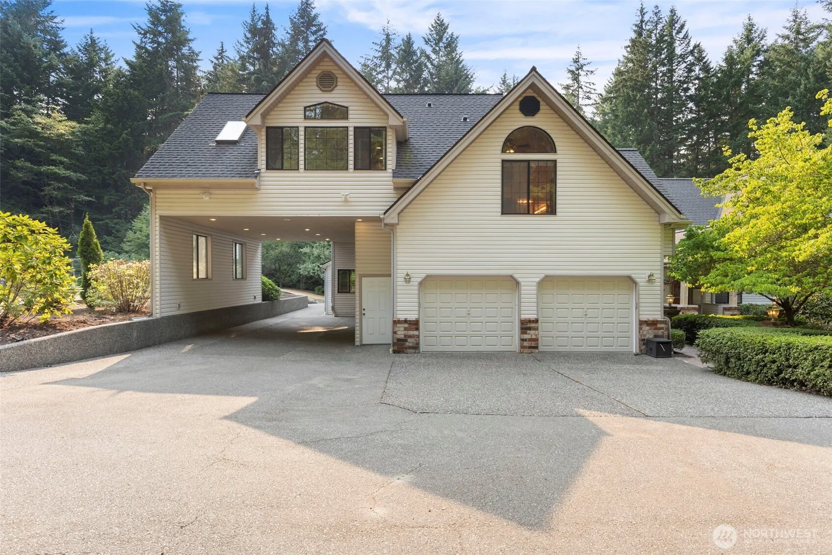 Property photo for 6120 Vernon Lane Se, Port Orchard photo 2