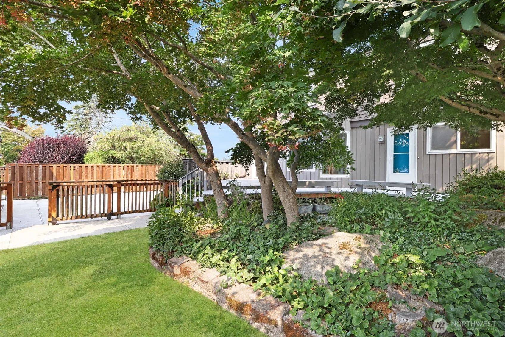 Property photo for 917 S 222nd Street, Des Moines photo 4