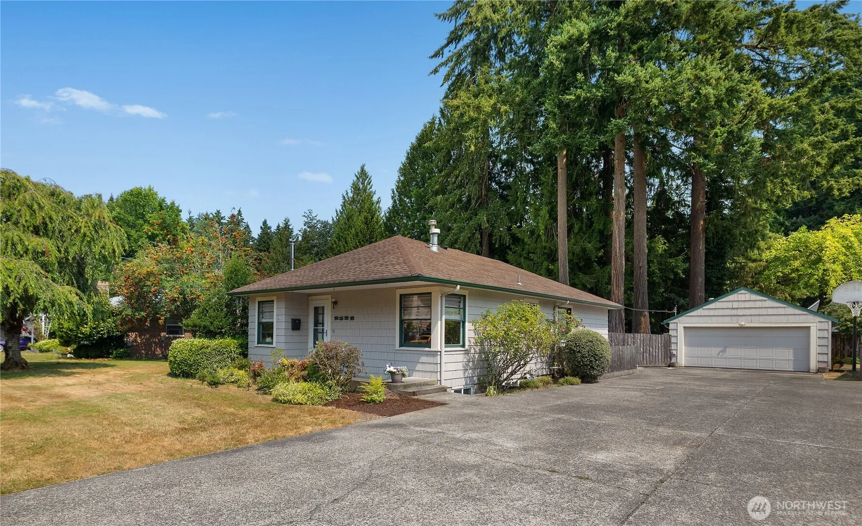 Property photo for 2522 Buker Street Se, Olympia photo 3
