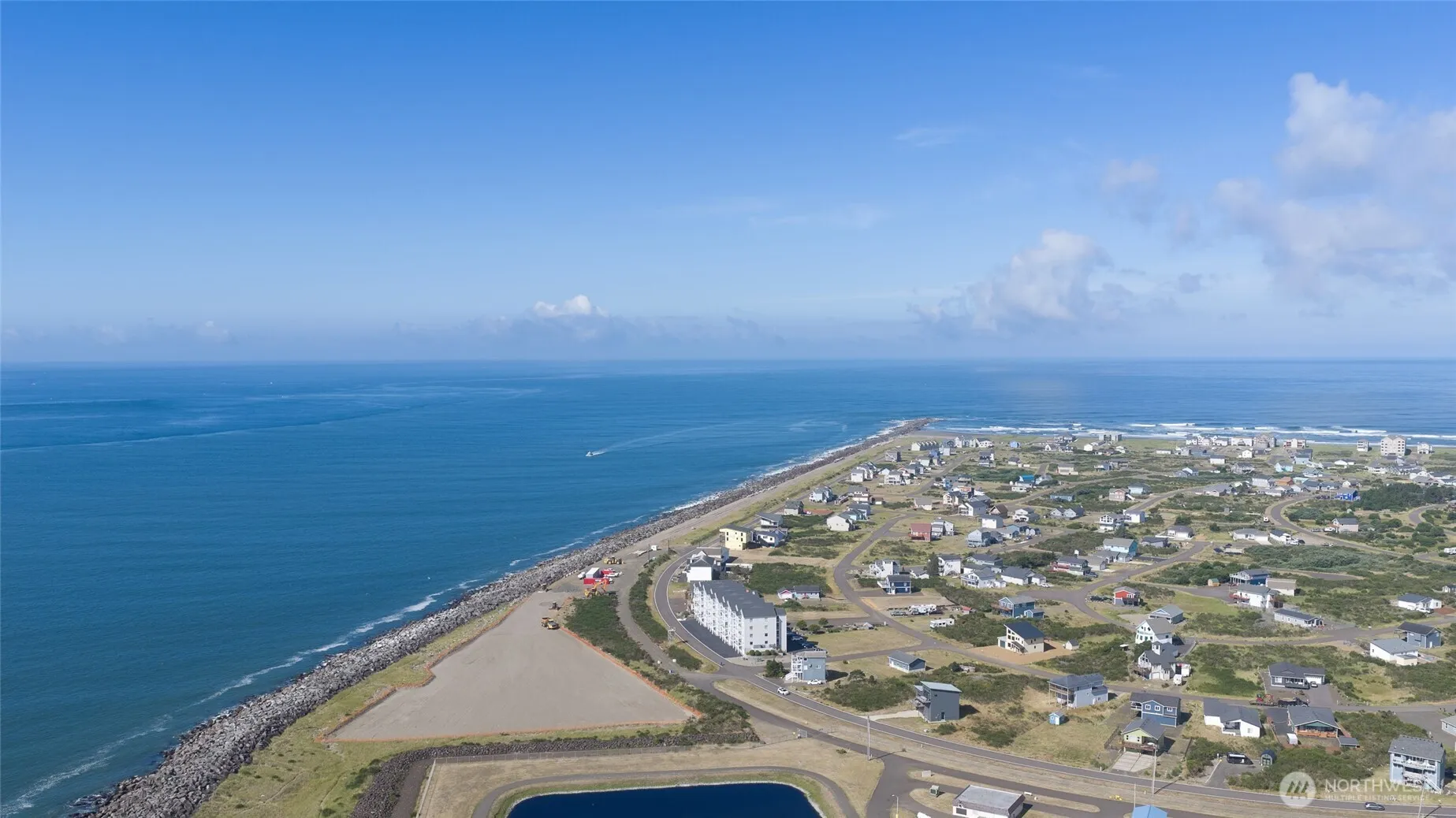 Property photo for 401 Westport View Sw #203, Ocean Shores photo 3