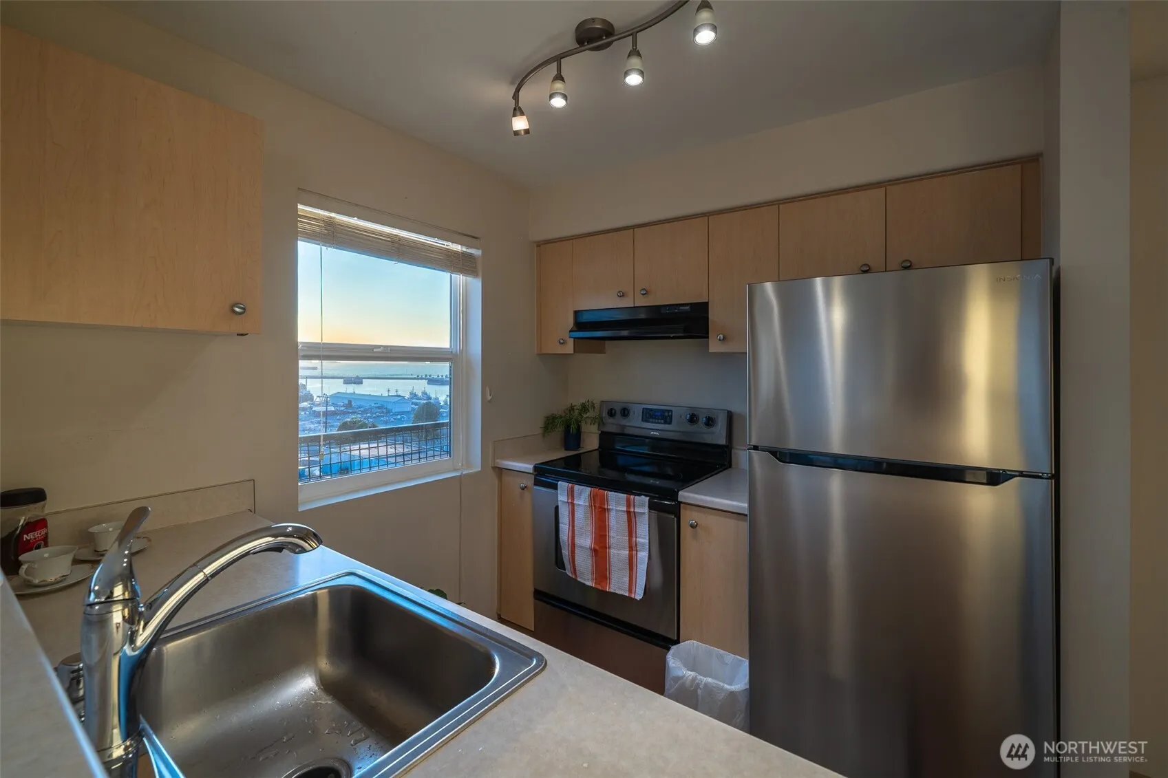 Property photo for 2818 Grand Ave #b508, Everett photo 5