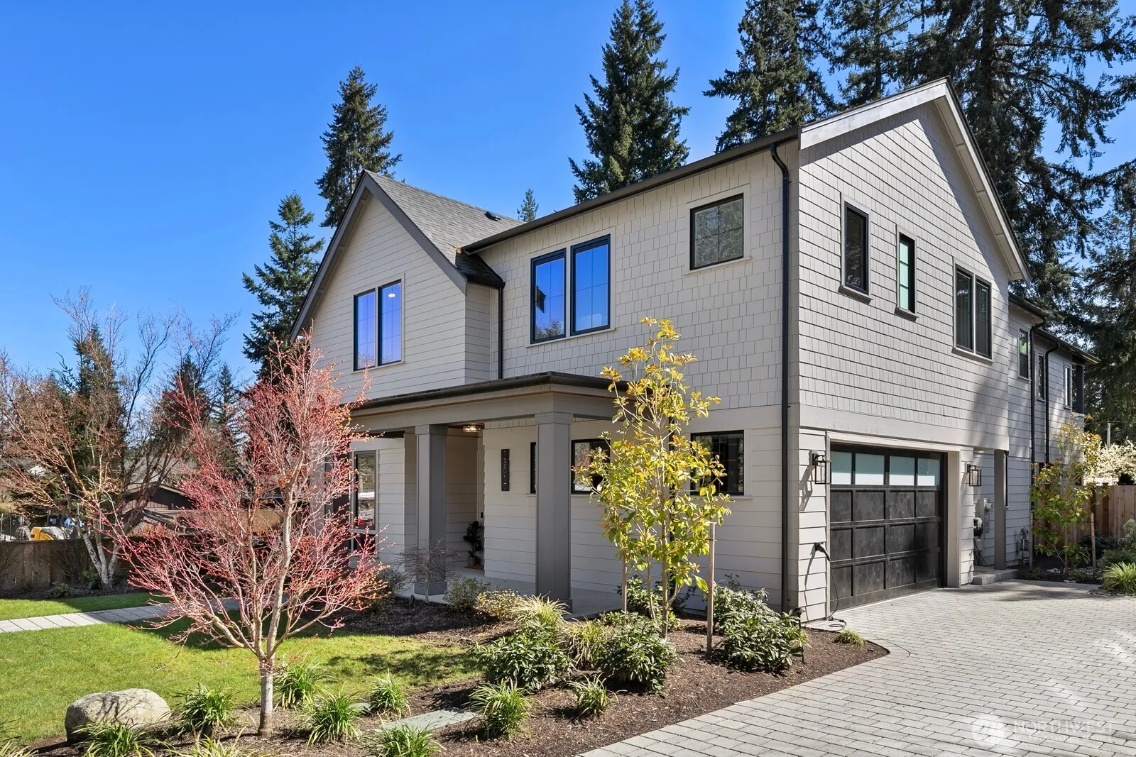 Property photo for 13017 Ne 113th Street #1, Kirkland photo 2